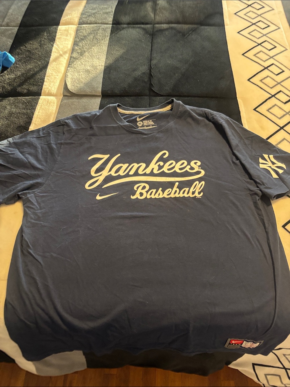 Nike Navy Yankees Baseball Script T-Shirt